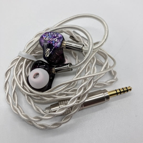See audio 【中古】Kaguya【秋葉原】 – e☆イヤホン