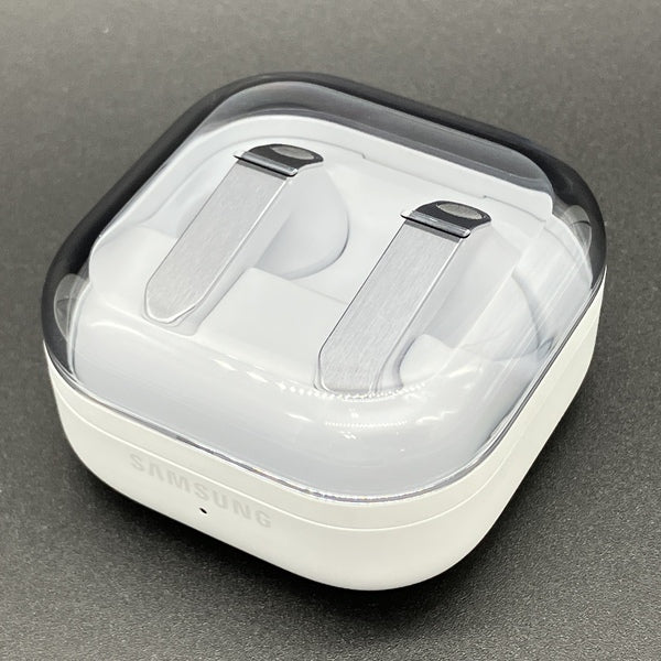 Galaxy 【中古】Samsung Galaxy Buds4 White【秋葉原】 – e☆イヤホン