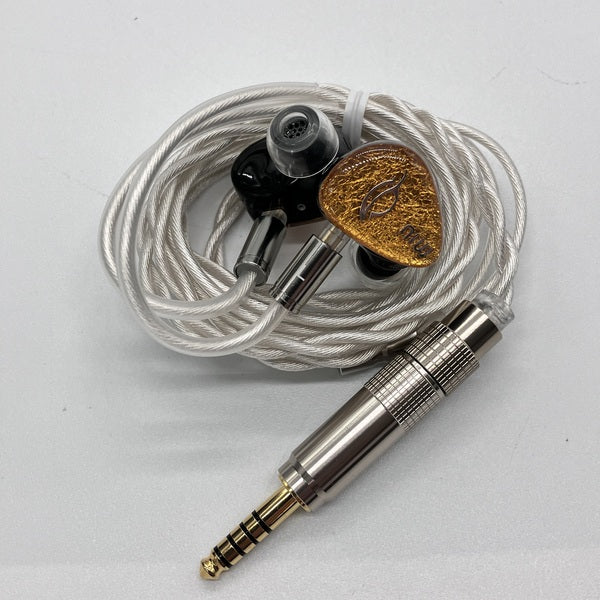 See audio 【中古】MIU【秋葉原】 – e☆イヤホン