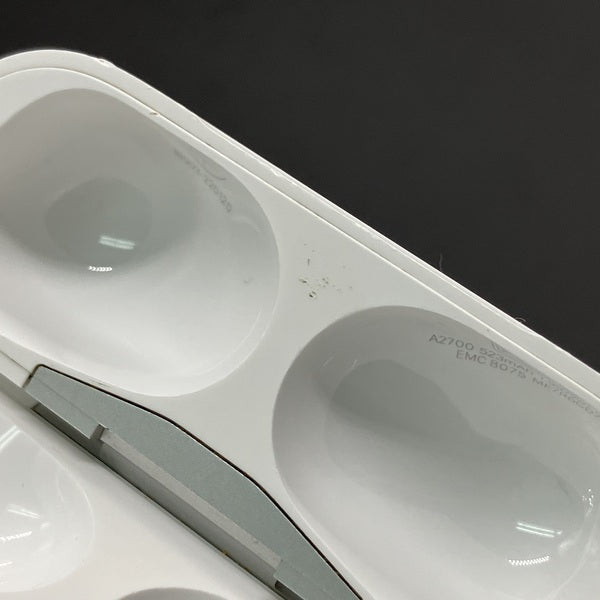AirPods Pro(第2世代)Lightning【中古・本体、充電ケース】 Apple 【中古】AirPods Pro (第2世代) 充電ケース (Lightning)【日本橋
