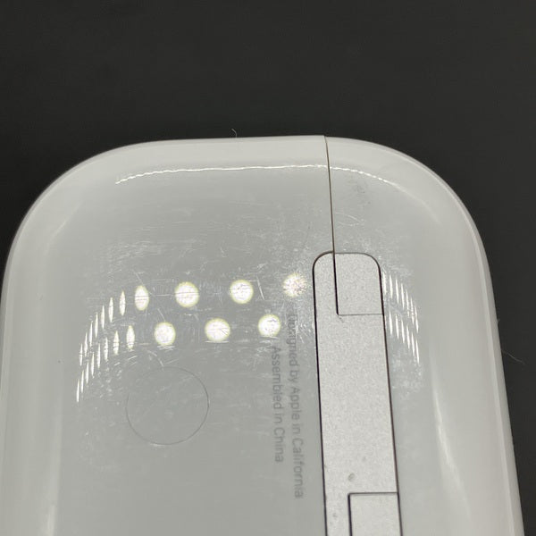 Apple 【中古】AirPods Pro (第2世代) 充電ケース (Lightning)【日本橋