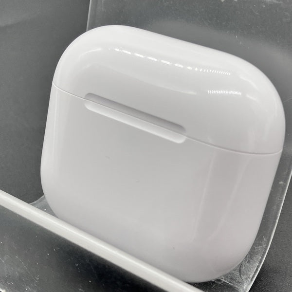 Apple 【中古】AirPods 4 MXP63J/A【秋葉原】 – e☆イヤホン