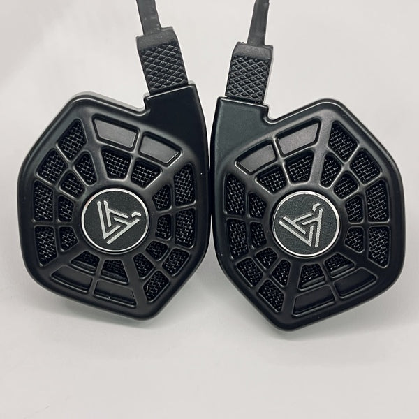 【中古】iSINE 10 Lightning & standard cable【秋葉原】