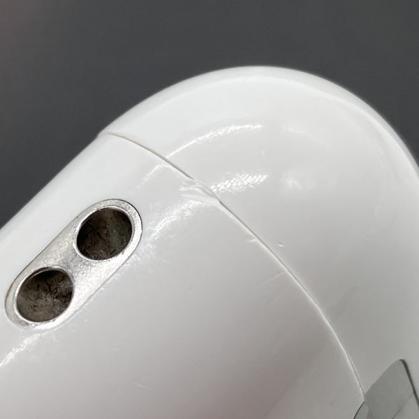 AirPods Pro2 ライトニング　中古品 Apple 【中古】AirPods Pro (第2世代) 充電ケース (Lightning)【秋葉原