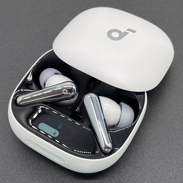 Anker soundcore Liberty 4 pro パールホワイト　中古 Anker 【中古】Soundcore Liberty 4 Pro パールホワイト 【A3954N21