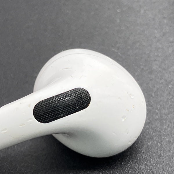 Apple 【中古】Apple AirPods Pro MLWK3J/A (2021/Magsafe)【秋葉原