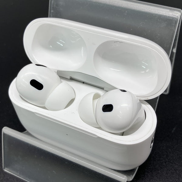 【中古】MagSafe充電ケース(USB-C)付きAirPods Pro(第2世代) MTJV3JA【秋葉原】