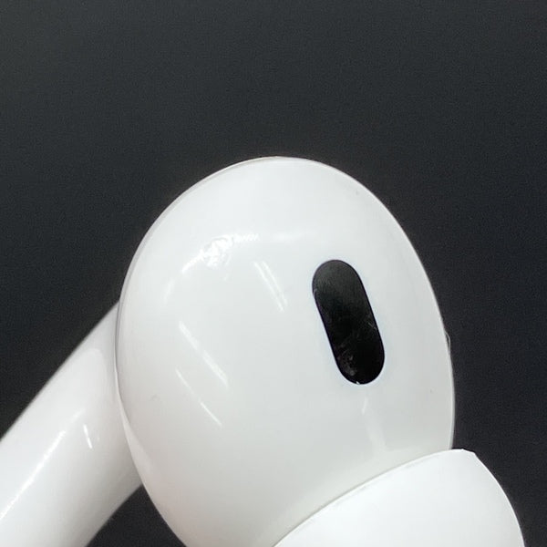 Apple 【中古】MagSafe充電ケース(USB-C)付きAirPods Pro(第2世代