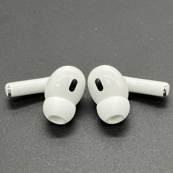 Apple 【中古】MagSafe充電ケース(USB-C)付きAirPods Pro(第2世代
