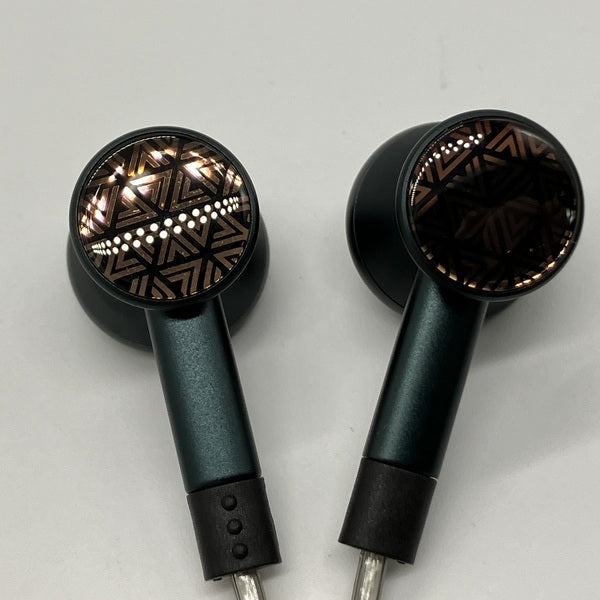 【中古】FF3S Black 【FIO-IEM-FF3S-B】【秋葉原】