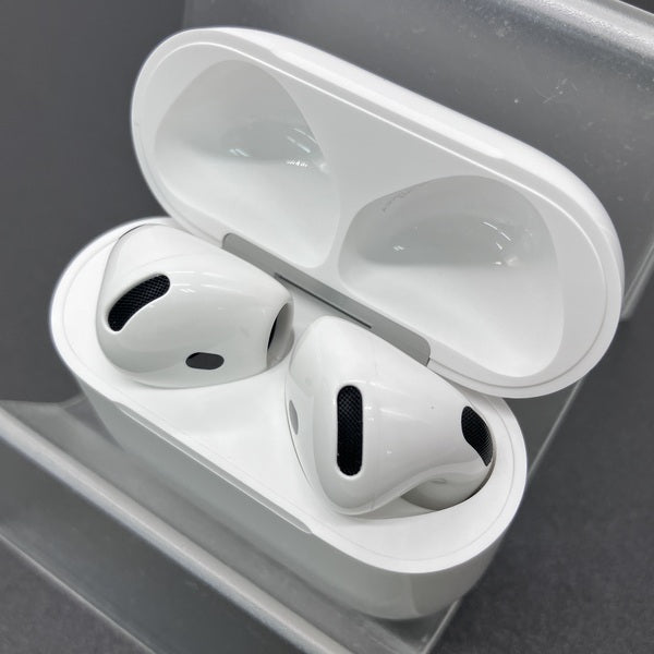 中古 AirPods4 アクティブノイズキャンセリング搭載 MXP93J/A 通販