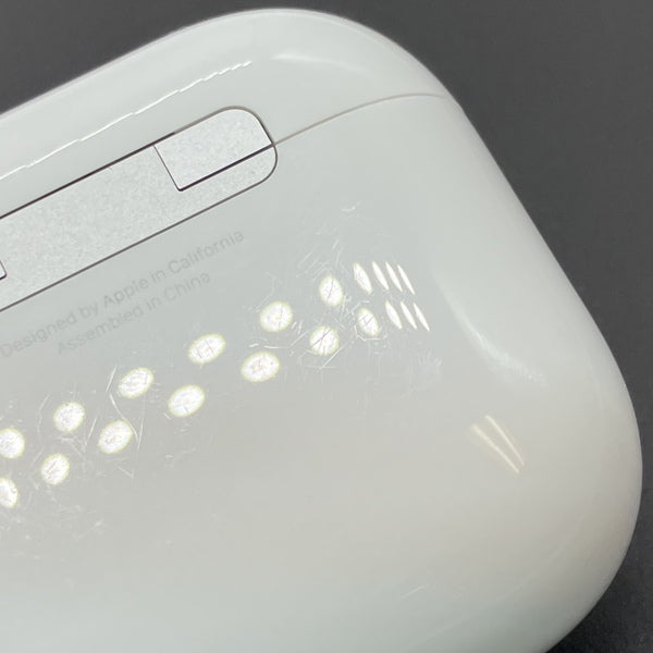 Apple 【中古】AirPods 4 MXP93J/A（アクティブノイズキャンセリング