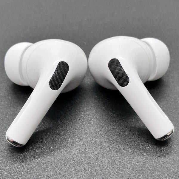 Apple 【中古】MagSafe充電ケース(USB-C)付きAirPods Pro(第2世代