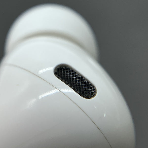 Apple 【中古】MagSafe充電ケース(USB-C)付きAirPods Pro(第2世代