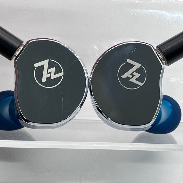 【中古】7HZ×Crinacle Divine【秋葉原】