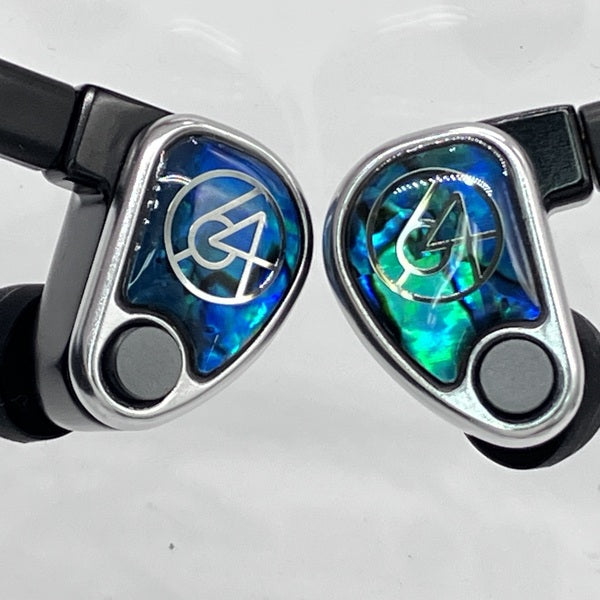 【中古】Nio 【64A-8434】【秋葉原】