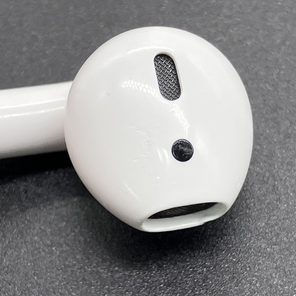 Apple 【中古】AirPods with Wireless Charging Case MRXJ2J-A【秋葉原