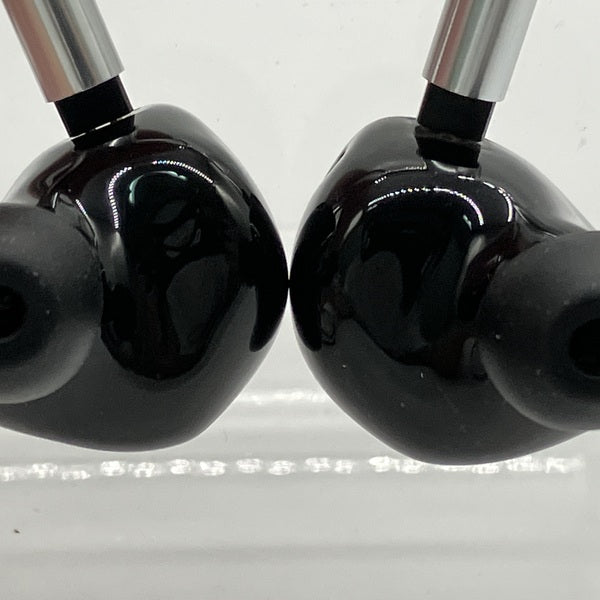 ヘッドフォン/イヤフォン ODIN founder signature edition EMPIRE EARS 【中古】ODIN Founder Signature Edition (Universal Fit
