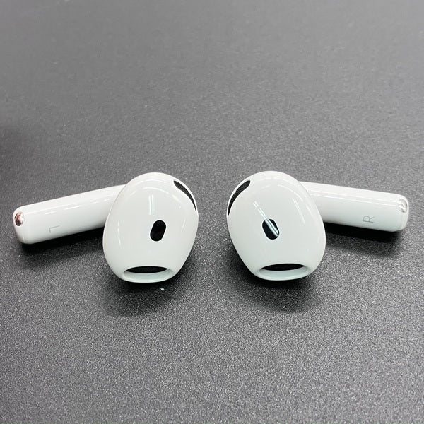 Apple 【中古】AirPods 4 MXP93J/A（アクティブノイズキャンセリング