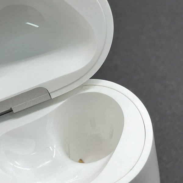 Apple 【中古】AirPods 4 MXP93J/A（アクティブノイズキャンセリング
