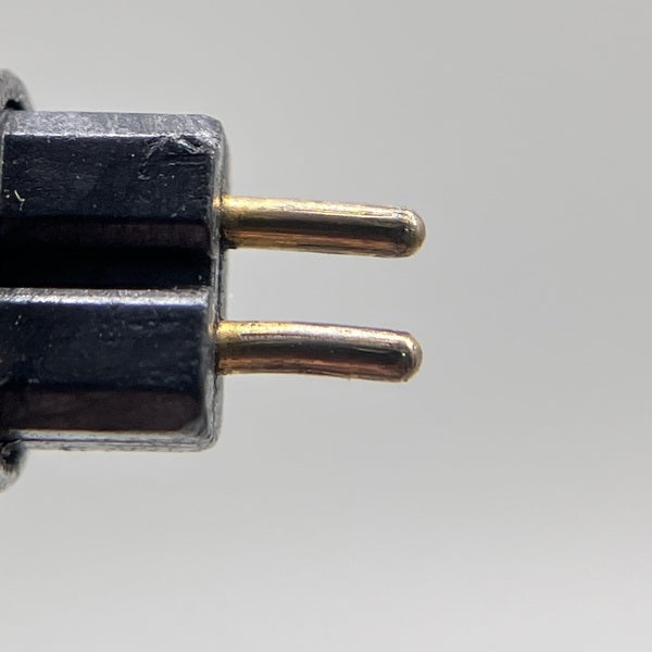 e☆イヤホン・ラボ 【中古】Iolite CIEM2Pin-3.5mm(イヤーループ仕様
