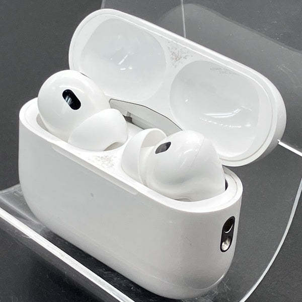 【中古】MagSafe充電ケース(USB-C)付きAirPods Pro(第2世代) MTJV3JA【秋葉原】