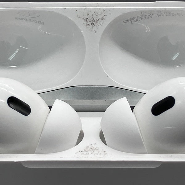 Apple 【中古】MagSafe充電ケース(USB-C)付きAirPods Pro(第2世代