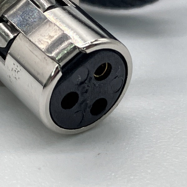 AKG 【中古】C200 高純度6N-OFC導体ケーブル(2.0m)【AC-3.5M-MXLR3-2M