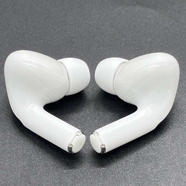 Apple 【中古】MagSafe充電ケース(USB-C)付きAirPods Pro(第2世代