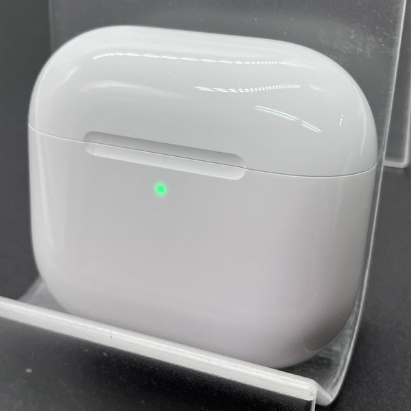 Apple 【中古】AirPods 4 MXP93J/A(アクティブノイズキャンセリング Apple 【中古】AirPods 4 MXP93J/A(アクティブノイズキャンセリング