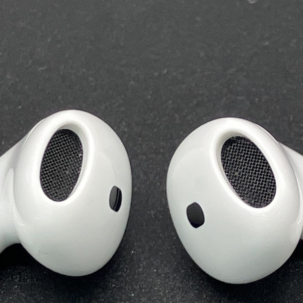 Apple 【中古】AirPods 4 MXP93J/A（アクティブノイズキャンセリング