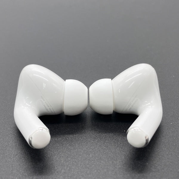 Apple 【中古】MagSafe充電ケース(USB-C)付きAirPods Pro(第2世代