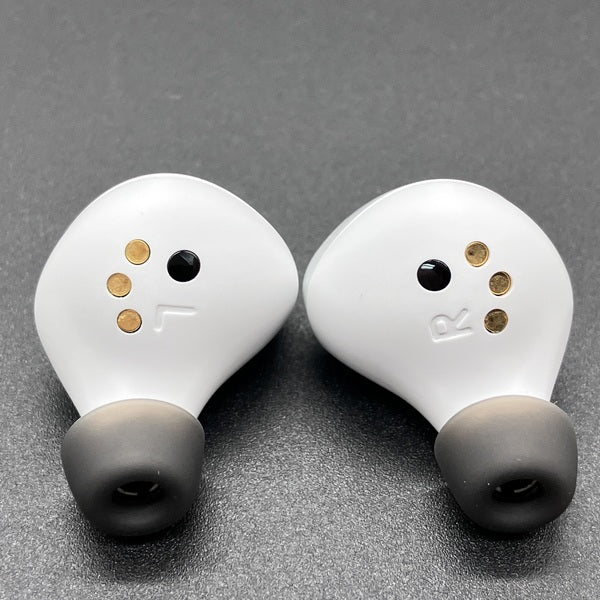 SteelSeries 【中古】Arctis GameBuds White 【61682J】【日本橋】 – e