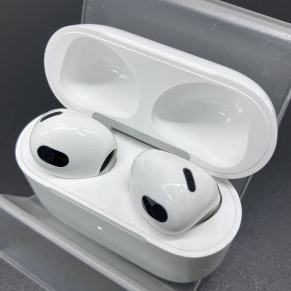 【中古】Airpods MME73J/A 3rd Generation【秋葉原】