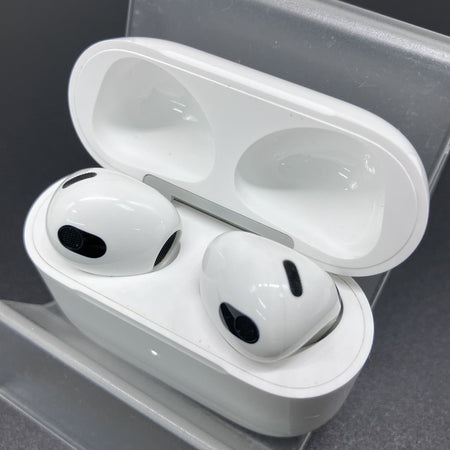 Apple 【中古】Airpods MME73J/A 3rd Generation【秋葉原】 – e☆イヤホン