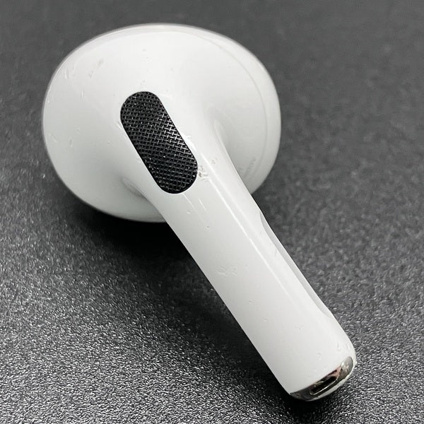 【中古】AirPods Pro (R側) (第2世代)(Lightning)【日本橋】