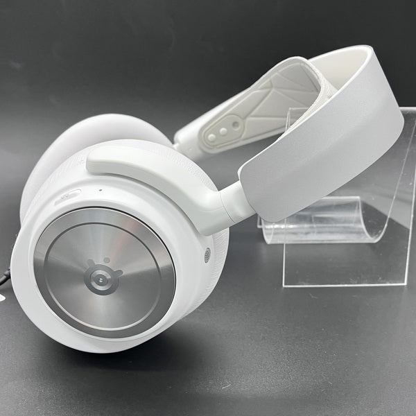 SteelSeries Arctis Nova Pro Wireless 中古品 SteelSeries 【中古】Arctis Nova Pro Wireless White 【61524J