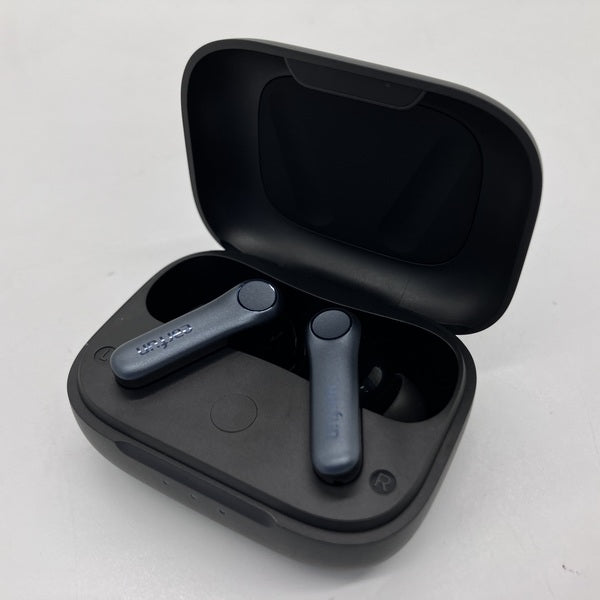【中古】Air Pro 4 - Black【日本橋】