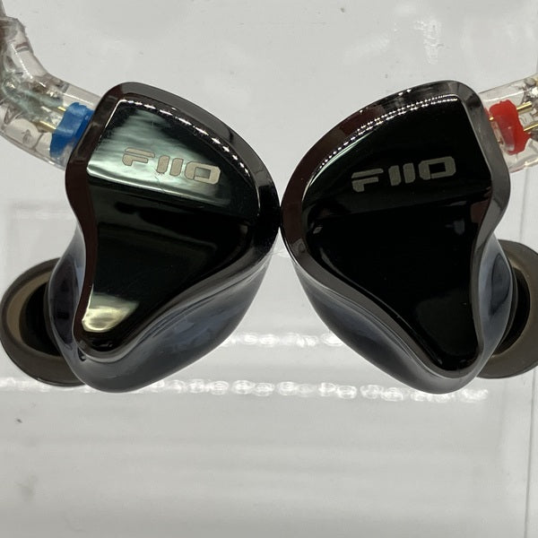 【中古】JH5 Black 【FIO-IEM-JH5-B】【秋葉原】