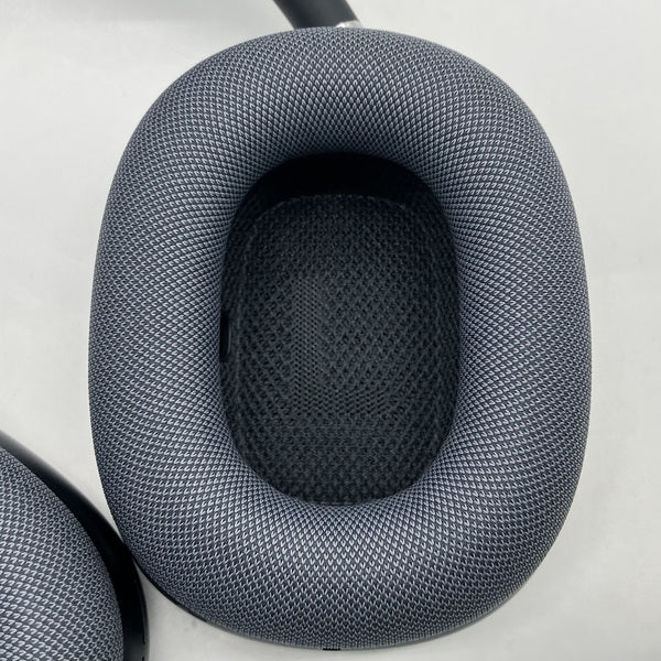 Apple 【中古】AirPods Max(USB-C) MWW43ZA/A ミッドナイト【秋葉原
