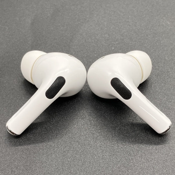Apple 【中古】MagSafe充電ケース(USB-C)付きAirPods Pro(第2世代