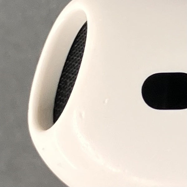 Apple 【中古】AirPods 4 MXP93J/A（アクティブノイズキャンセリング