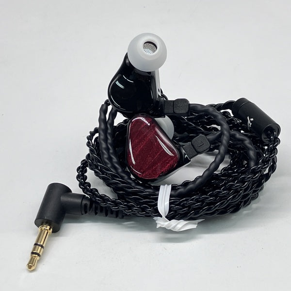 TRUTHEAR 【中古】ZERO RED【秋葉原】 – e☆イヤホン