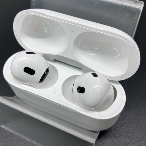 【中古】AirPods Pro (第2世代) MQD83J/A【秋葉原】