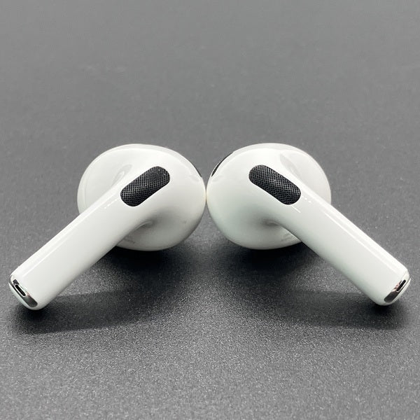 Apple 【中古】Airpods MME73J/A 3rd Generation【秋葉原】 – e☆イヤホン