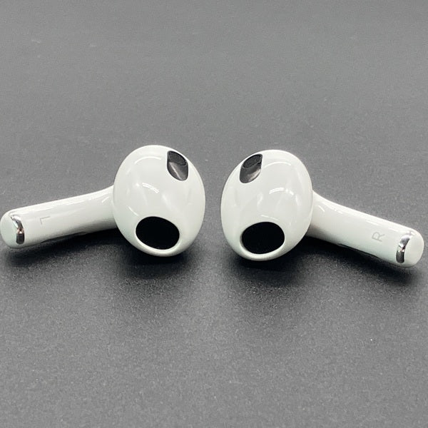 Apple 【中古】Airpods MME73J/A 3rd Generation【秋葉原】 – e☆イヤホン