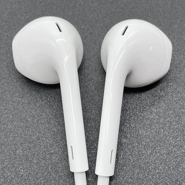 【中古】EarPods（USB-C） インナーイヤー型イヤホン【秋葉原】