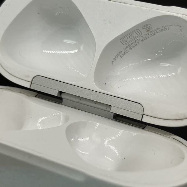 Apple 【中古】AirPods 4 MXP93J/A（アクティブノイズキャンセリング