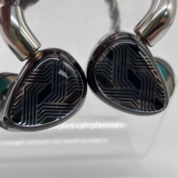 【中古】FA19 【FIO-IEM-FA19-B】【秋葉原】