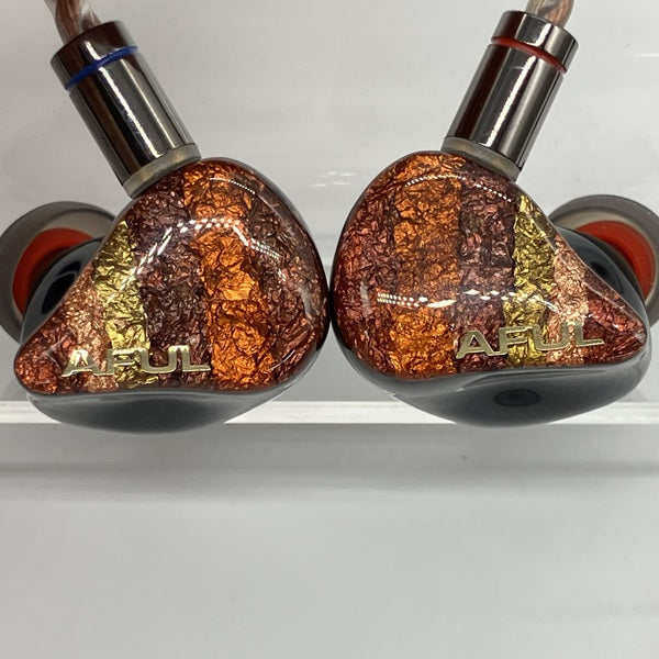 【中古】PERFORMER 8【日本橋】